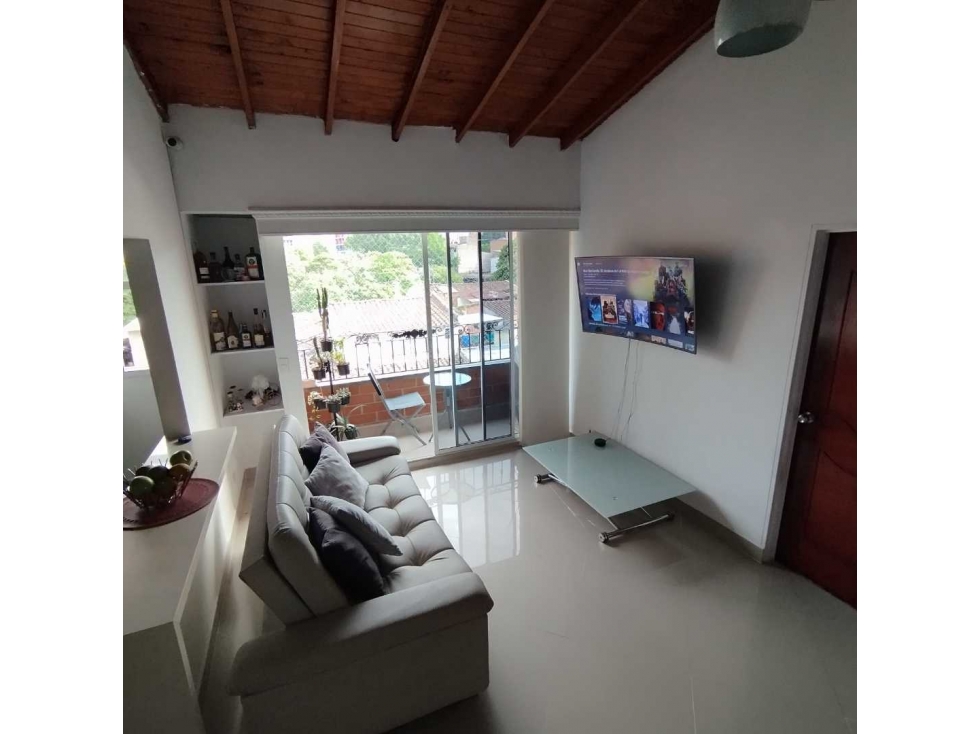 VENDO APARTAMENTO DÚPLEX EN MEDELLÍN, LAURELES
