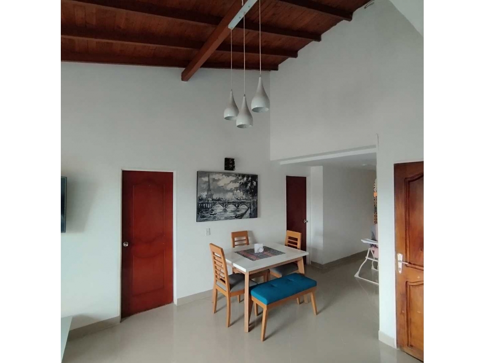 VENDO APARTAMENTO DÚPLEX EN MEDELLÍN, LAURELES — foto 2