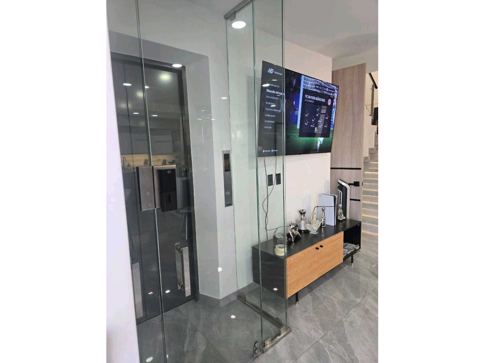 VENDO APARTAMENTO DÚPLEX PISO 11 EN CONQUISTADORES — foto 5