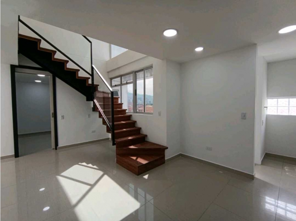 Vendo Apartamento Duplex en Itagui sector Villa Paula