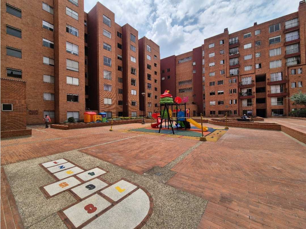 VENDO APARTAMENTO DUPLEX HAYUELOS