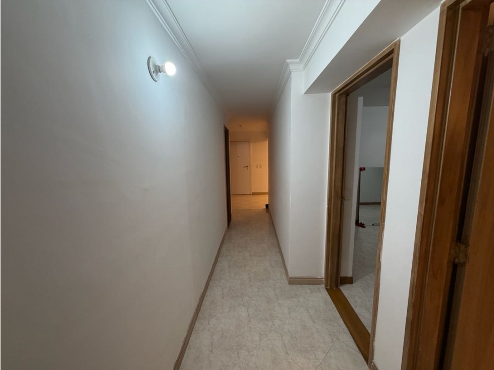 VENDO APARTAMENTO DUPLEX REMODELADO ENELPOBLADO SAN LUCAS — foto 5