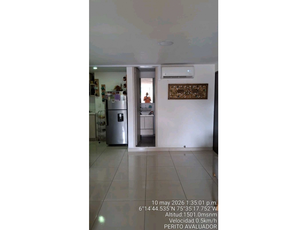 VENDO APARTAMENTO EDIFICIO CON ESCALERAS ZONA LAURELES, UPB, LA 70 — foto 4