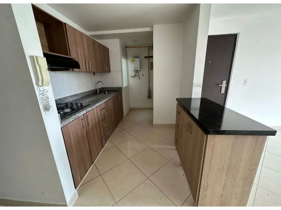 VENDO APARTAMENTO EDIFICIO SABANETA AVES MARÍA SIN PARQUEADERO — foto 3