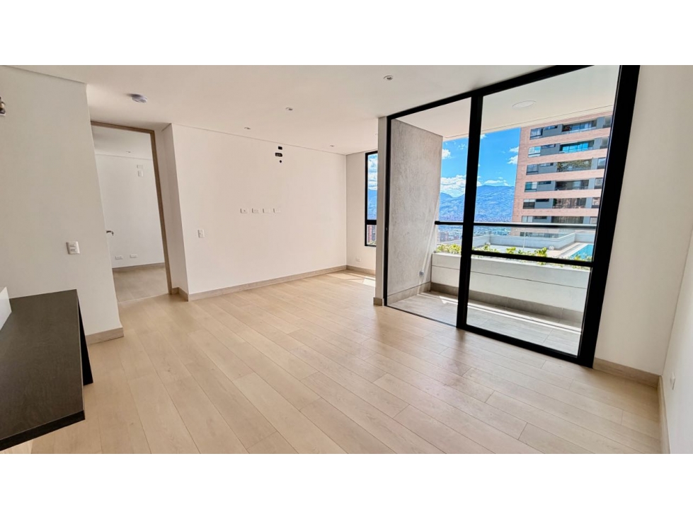 Vendo apartamento, El Poblado sector Linares