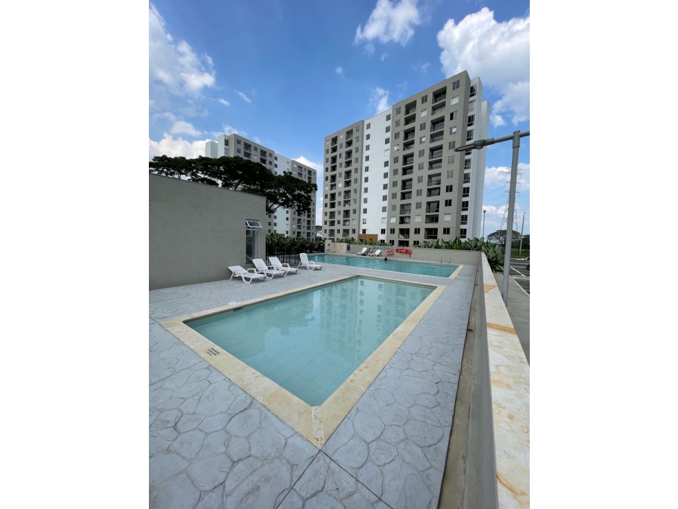 VENDO APARTAMENTO EN 60m2 piso 8 con parquedero en Kachipay