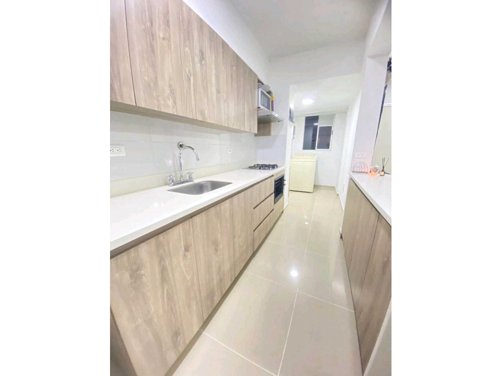VENDO APARTAMENTO EN ASDESILLAS CERCA A MAYORCA