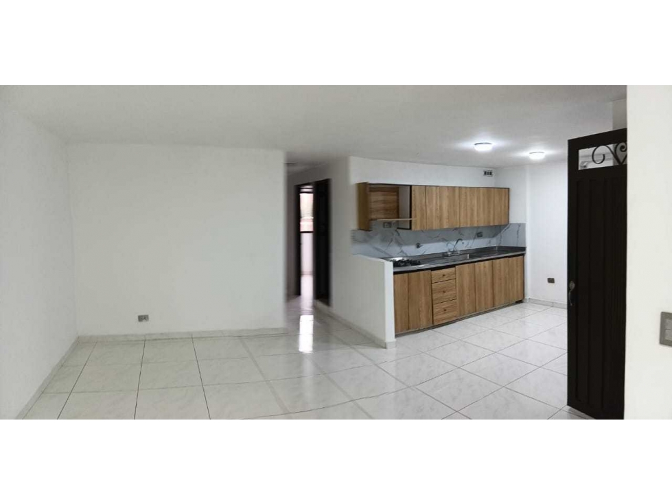 VENDO APARTAMENTO EN BARRIO CRISTOBAL CON TERRAZA COMUN