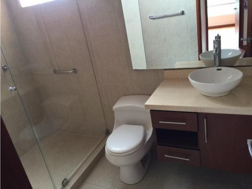 Vendo apartamento en barrio Lisboa norte de Bogota — foto 4
