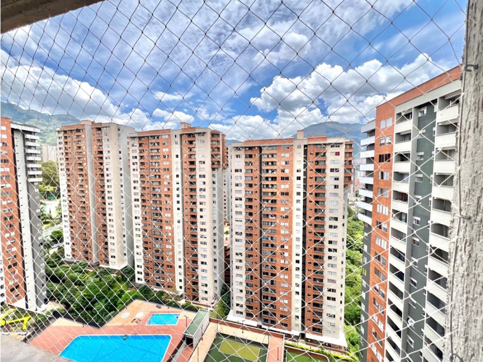 Vendo apartamento en bello, sector los puertos 3 habitaciones, garaje