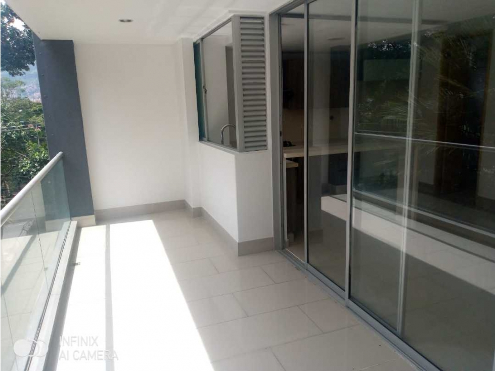 Vendo apartamento en Bosques de Zúñiga. Parte baja de Envigado — foto 4