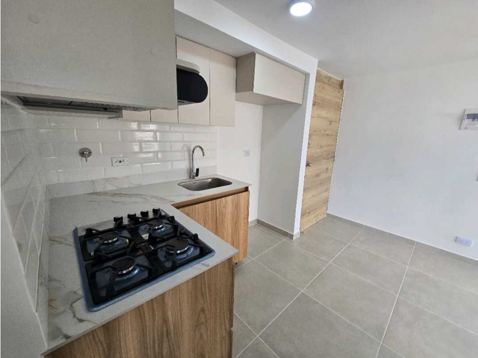 CON GRAN VISTA VENDO APARTAMENTO EN BRIZZA SABANETA