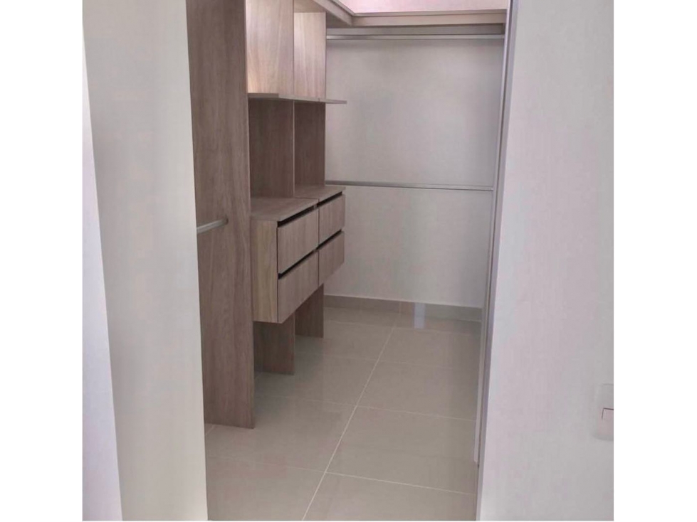 Vendo apartamento en Burano² 3 alcobas+ estudio que es cuarta habita — foto 5
