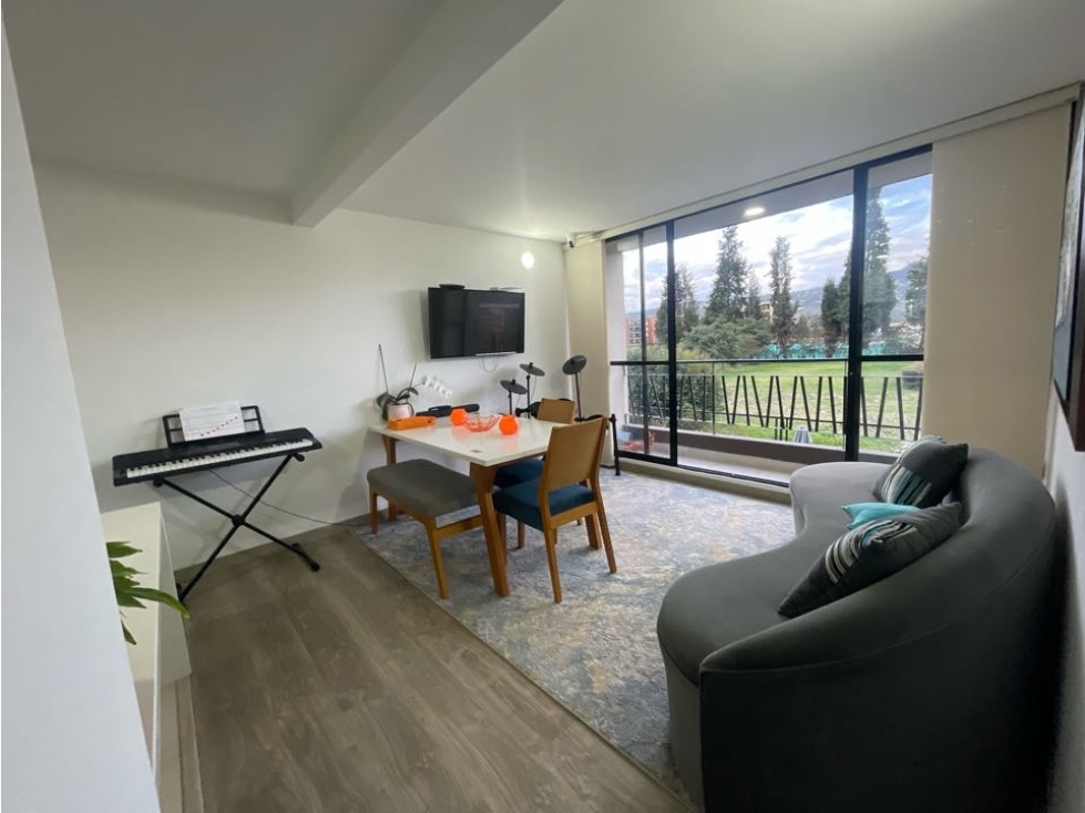 VENDO APARTAMENTO SEGUNDO PISO EN CAJICÄ EN LA MILLA DE ORO — foto 2