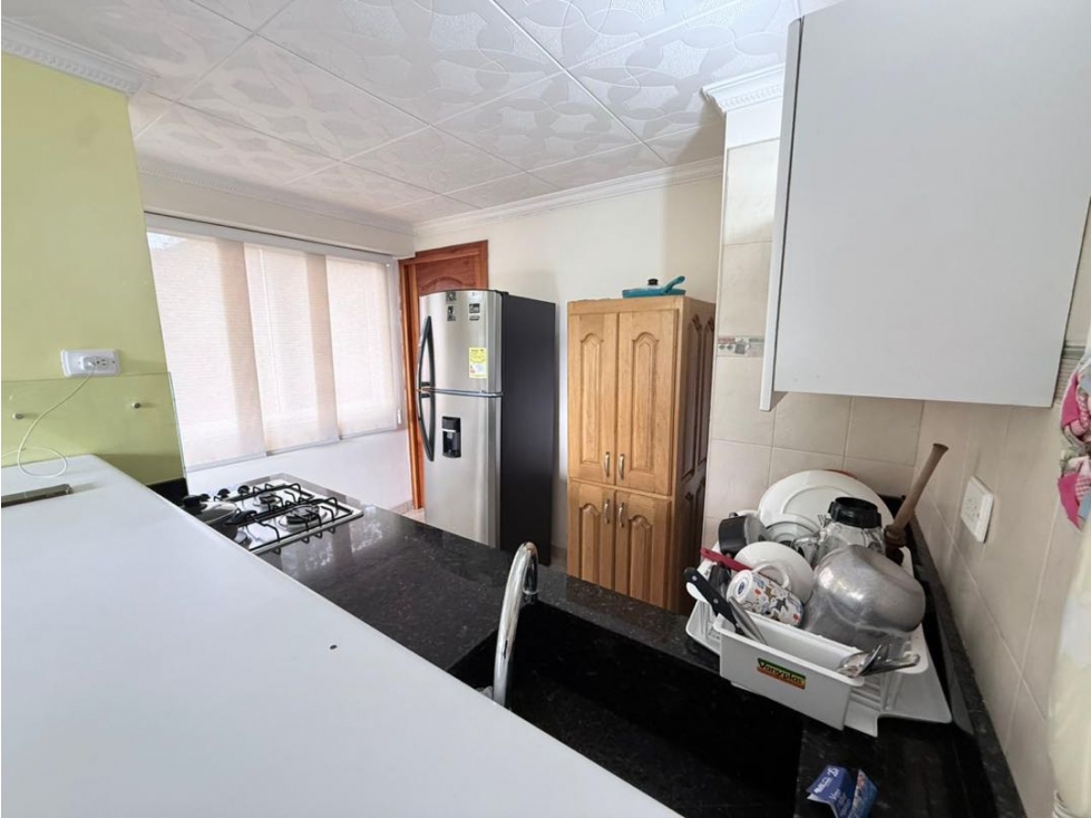 Vendo apartamento en calasanz parte baja con parqueadero — foto 6