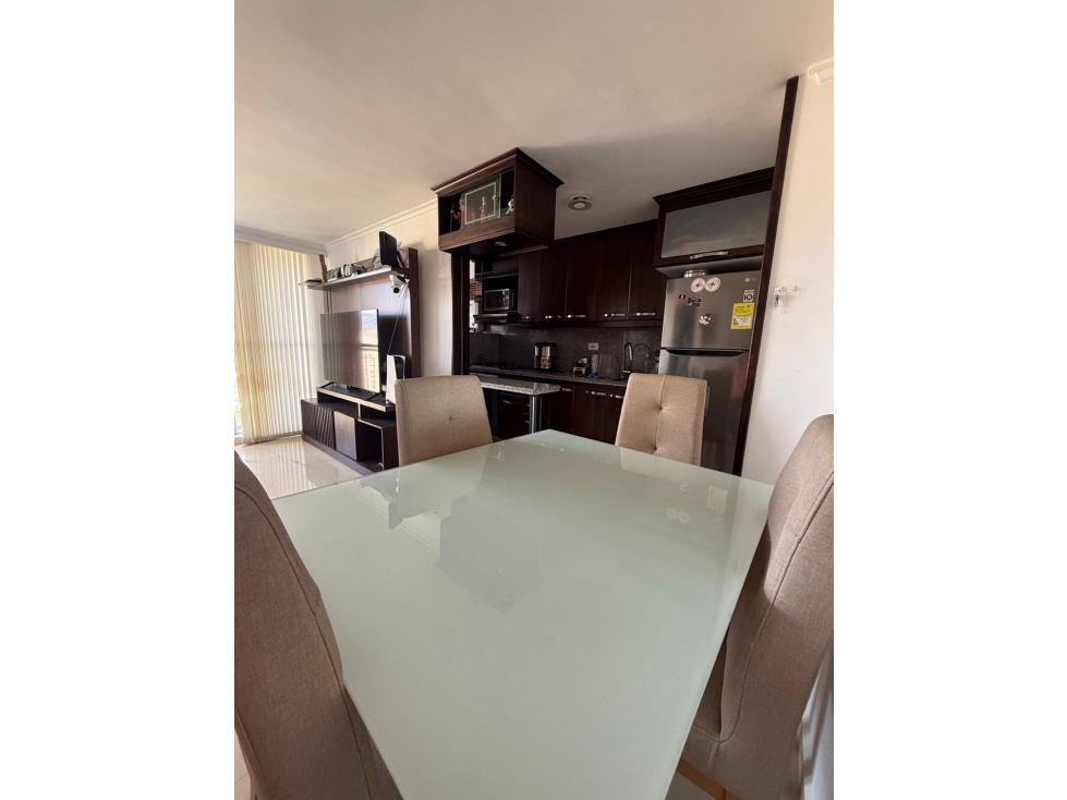 Vendo apartamento en calasanz, 3 habitaciones, parqueadero, vista