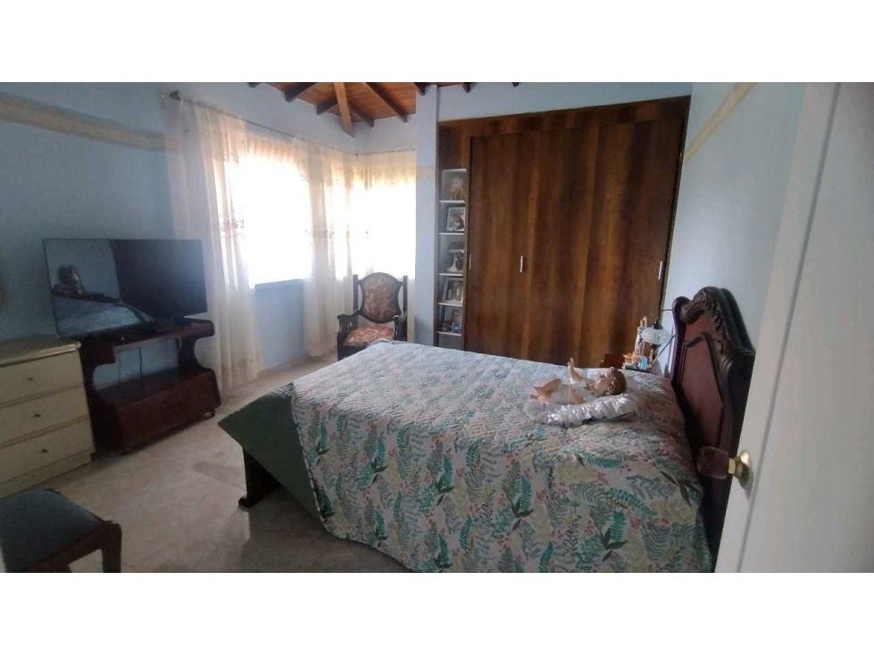 VENDO APARTAMENTO EN CALASANZ PARTE BAJA CERCA A LA ESTACION FLORESTA — foto 6