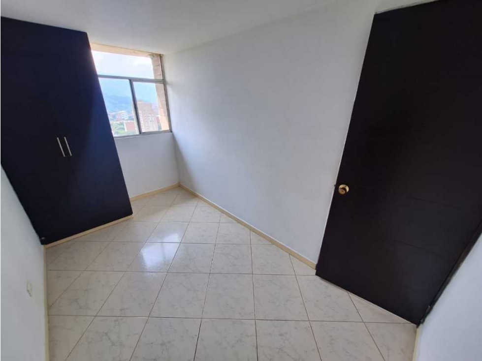 VENDO APARTAMENTO EN CALASANZ PARTE MEDIA — foto 3