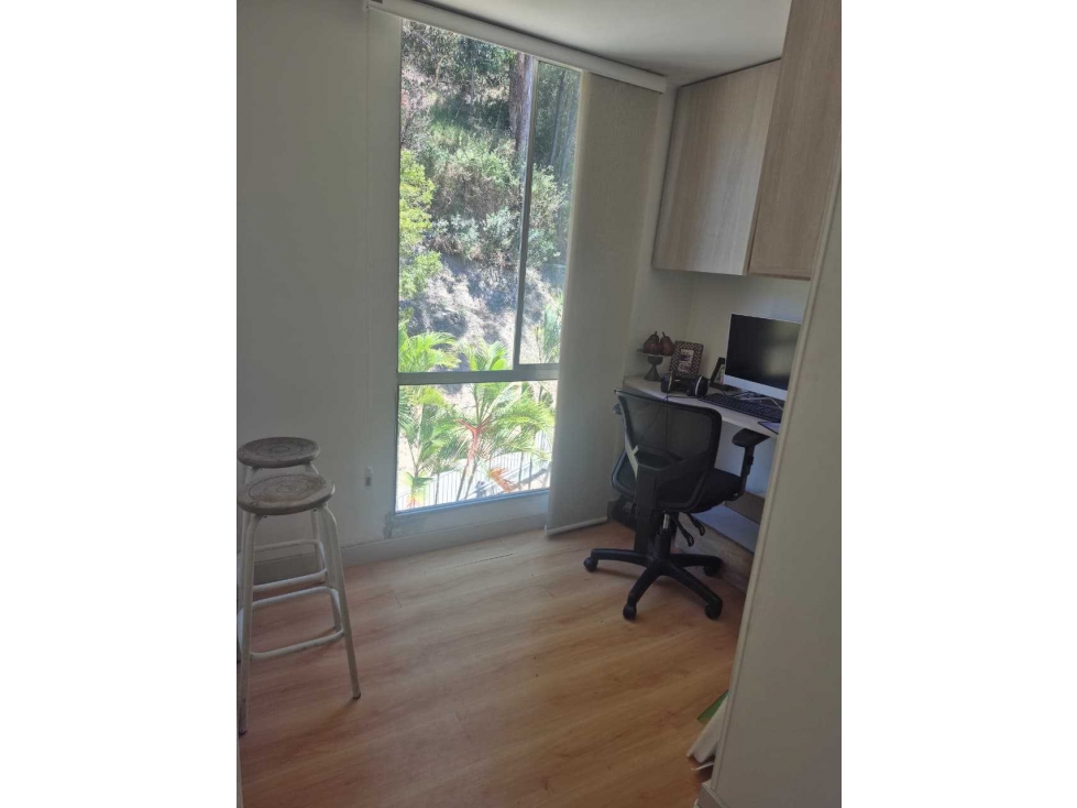 VENDO APARTAMENTO EN CALASANZ PARTE BAJA EN UNIDAD - 4