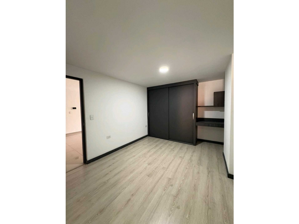 VENDO APARTAMENTO EN CALAZANS MEDELLIN ANTIOQUIA
