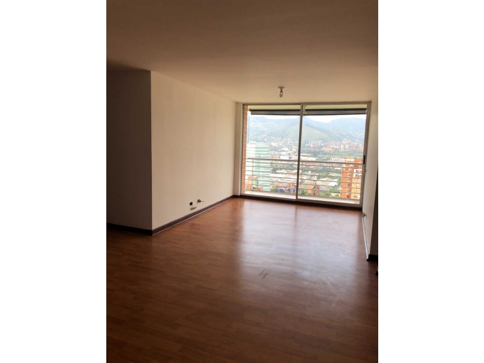VENDO APARTAMENTO EN CASTROPOL PRECIO DE OPORTUNIDAD — foto 3