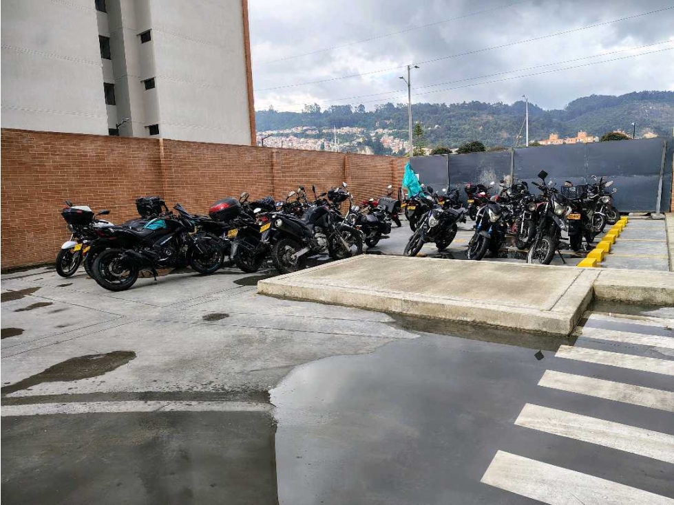 Vendo Apartamento en ciudad la Salle Cll 170 con 9a cedo deuda — foto 3