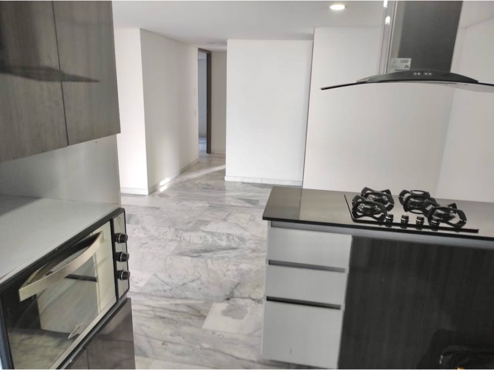 Vendo apartamento en Conquistadores CON COLEGA — foto 3