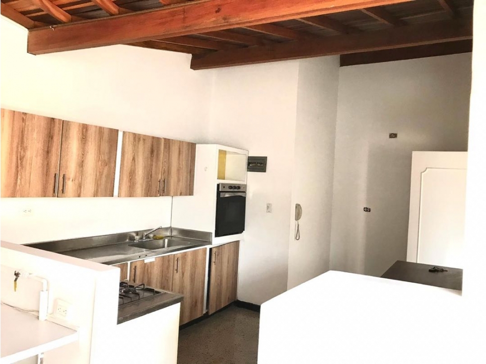 Vendo apartamento en Conquistadores