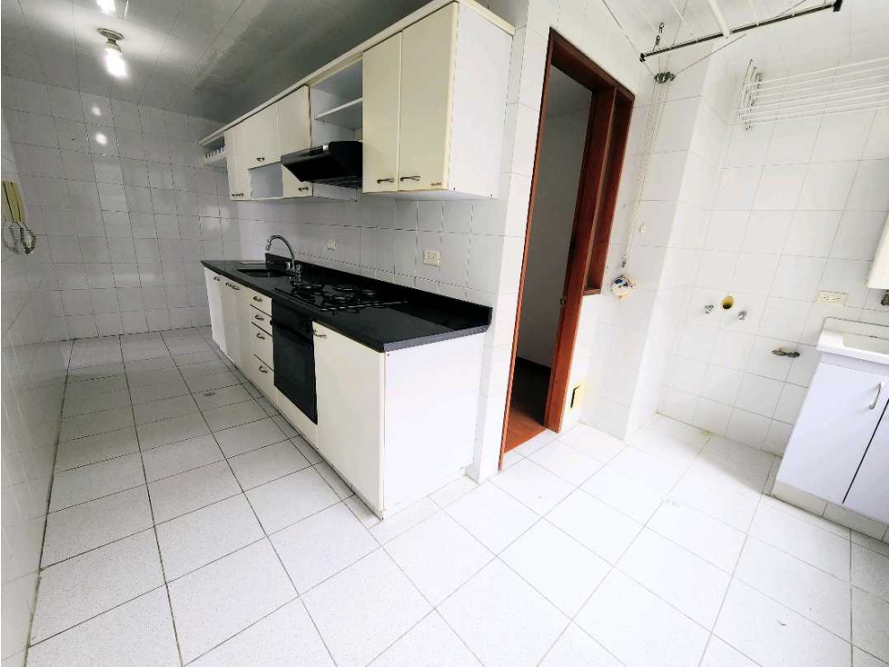 VENDO APARTAMENTO EN CONTADOR — foto 4