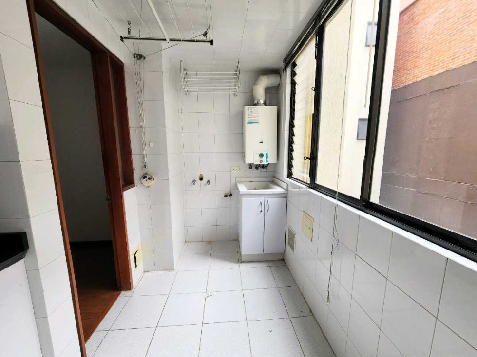 VENDO APARTAMENTO EN CONTADOR — foto 6