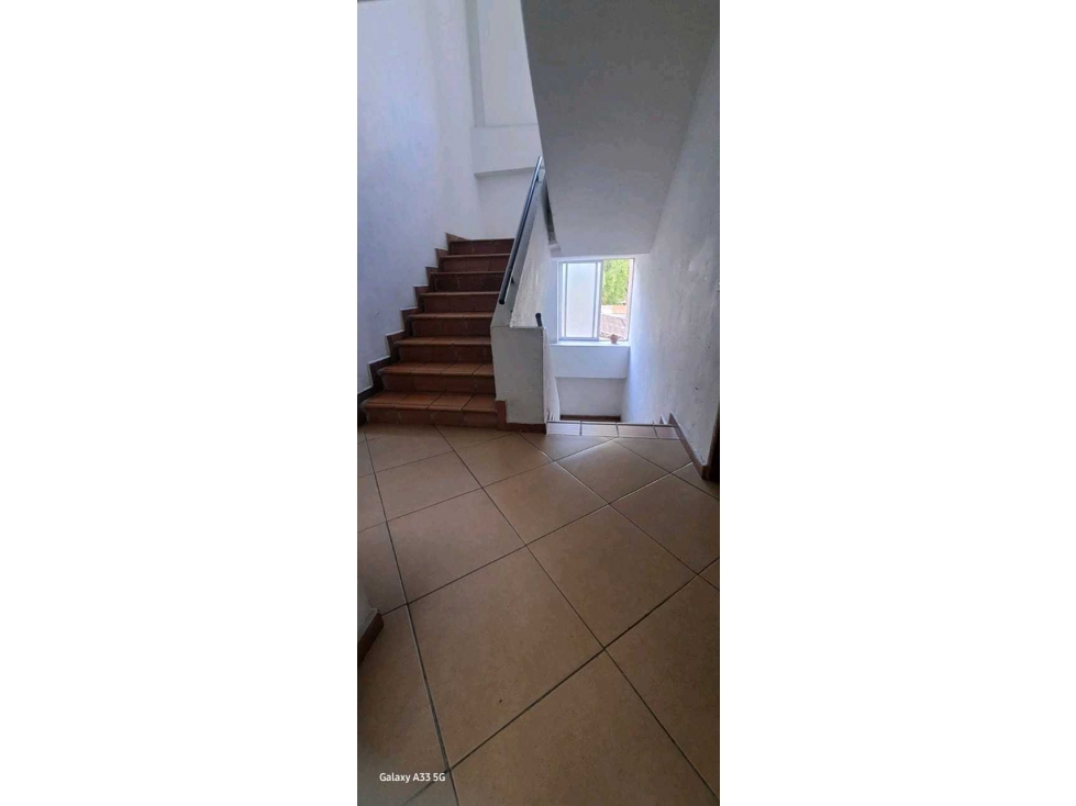 Vendo apartamento en edificio barrio la Sebastiana envigado — foto 4