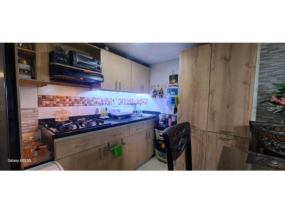 Vendo apartamento en edificio barrio la Sebastiana envigado — foto 5