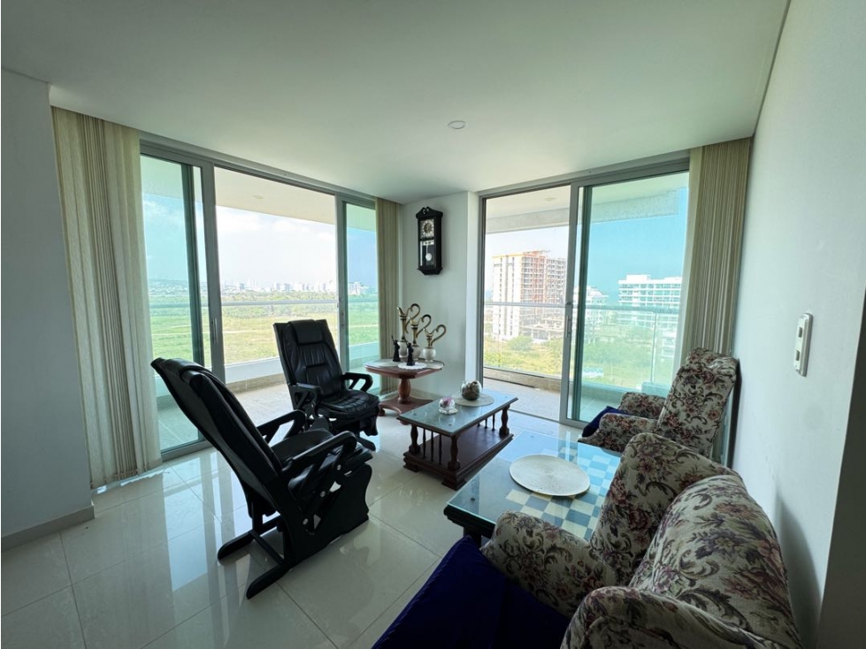 VENDO APARTAMENTO EN EDIFICIO FERRARA EN CIELO MAR CARTAGENA — foto 4