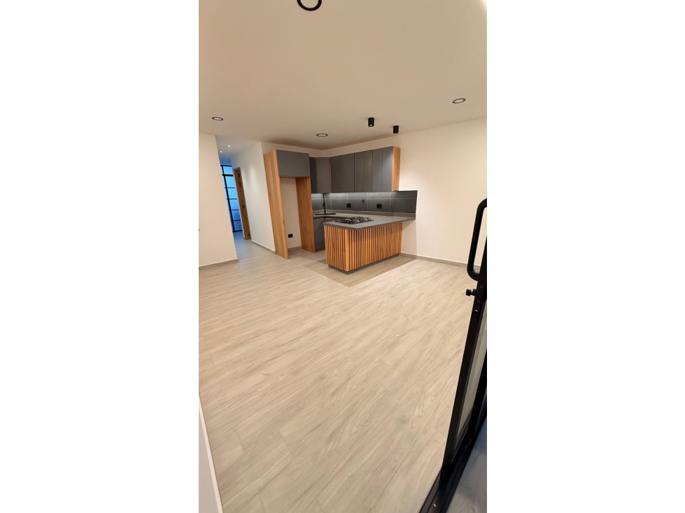 VENDO APARTAMENTO EN EL CARMEN DE VIBORAL