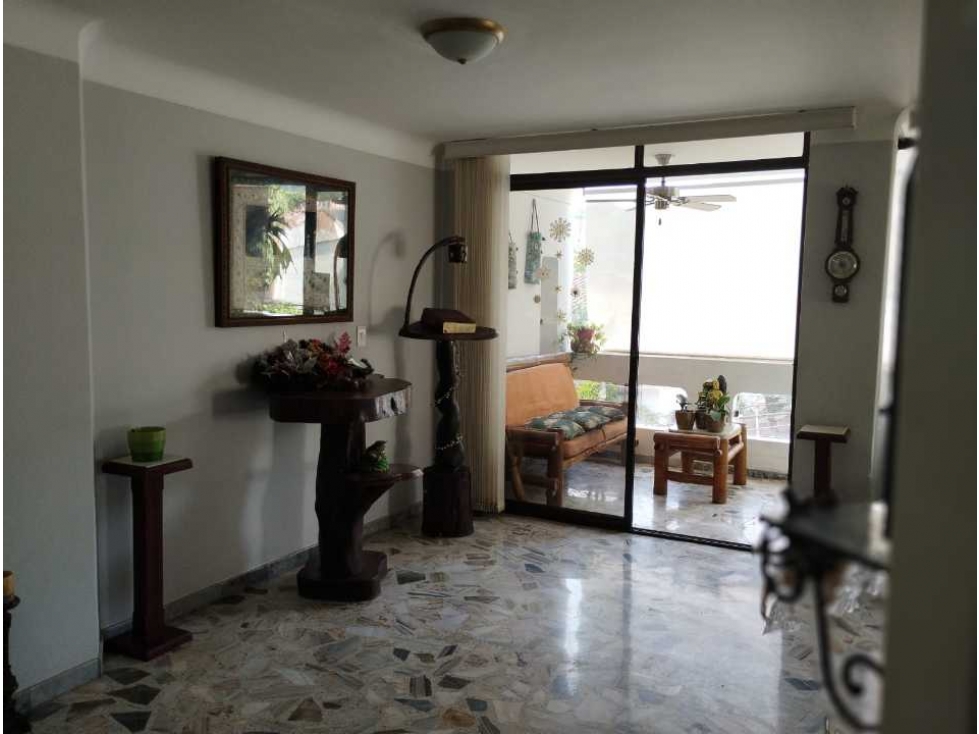 Vendo apartamento en el norte de cali barrio el bosque area 120 m² — foto 5