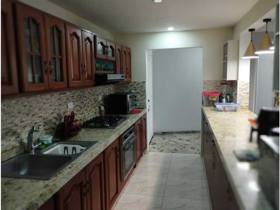 Vendo apartamento en el norte de cali barrio el bosque area 120 m² — foto 6