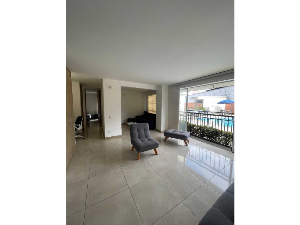 Vendo apartamento en el norte de cali barrio la flora 1er piso 76 m2 — foto 2