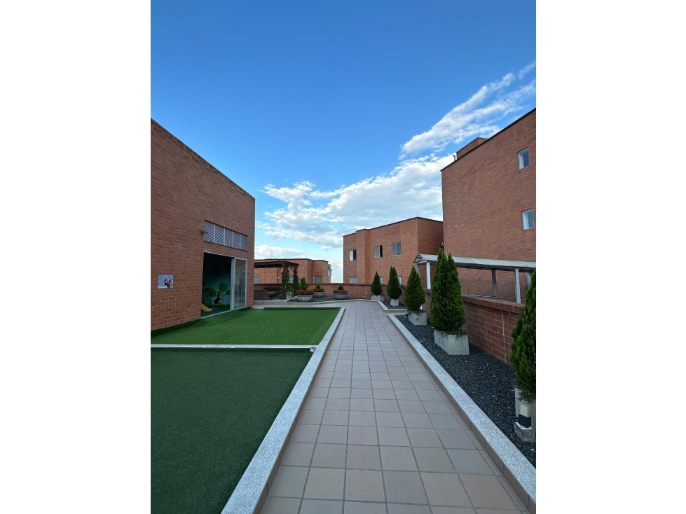 Vendo apartamento en el oeste de cali barrio los cristales moderno — foto 2