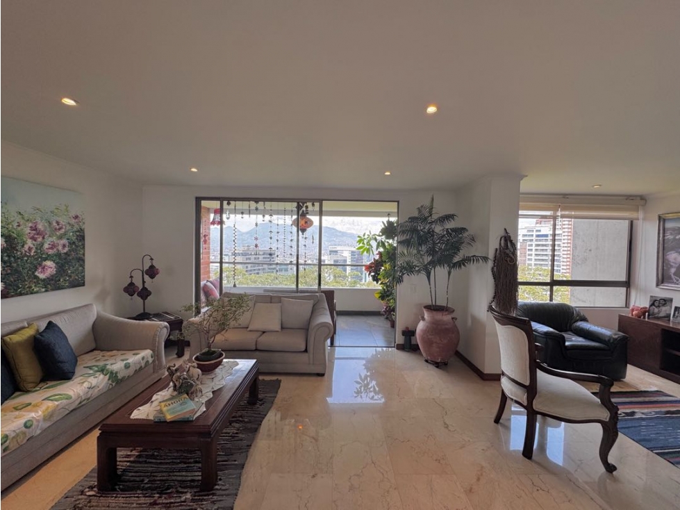 Apartamento en El Poblado Los Balsos. Sector Ceylan — foto 3