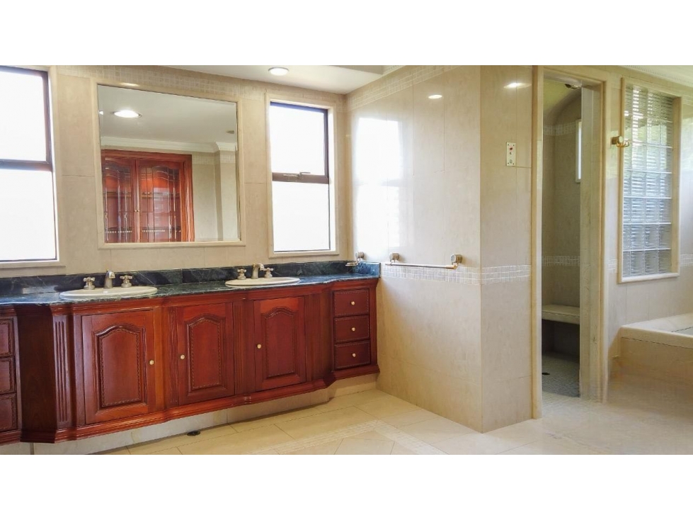 Vendo apartamento en el Poblado el Tesoro — foto 6