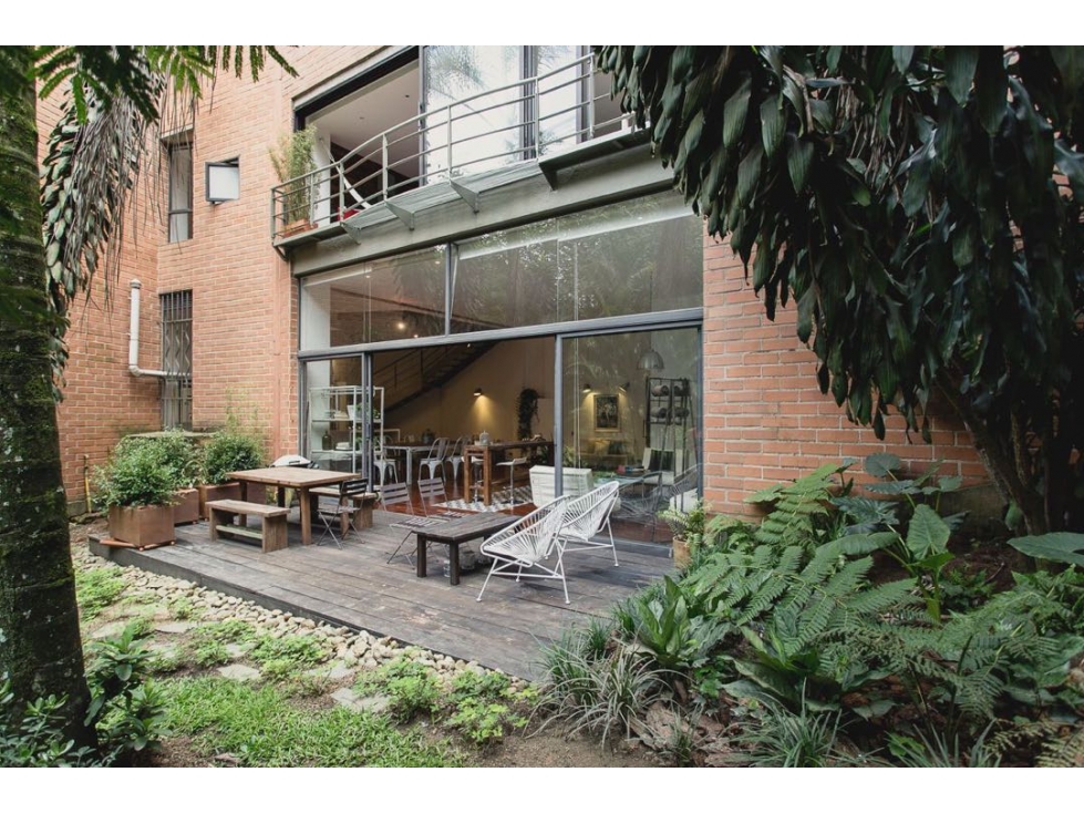 VENDO APARTAMENTO EN EL POBLADO EL TESORO — foto 2