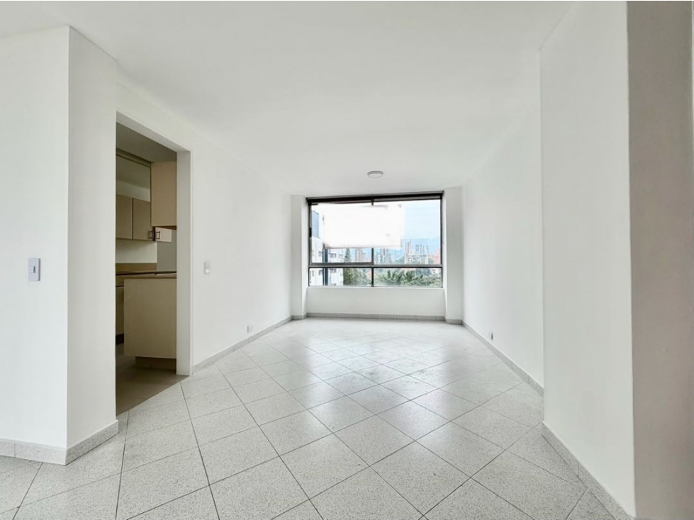 Vendo apartamento en El Poblado, sector Los Balsos x La 34 — foto 5
