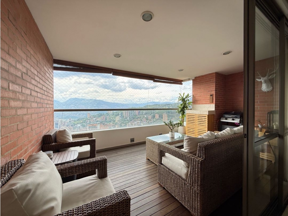 Vendo apartamento en el Poblado, La Calera