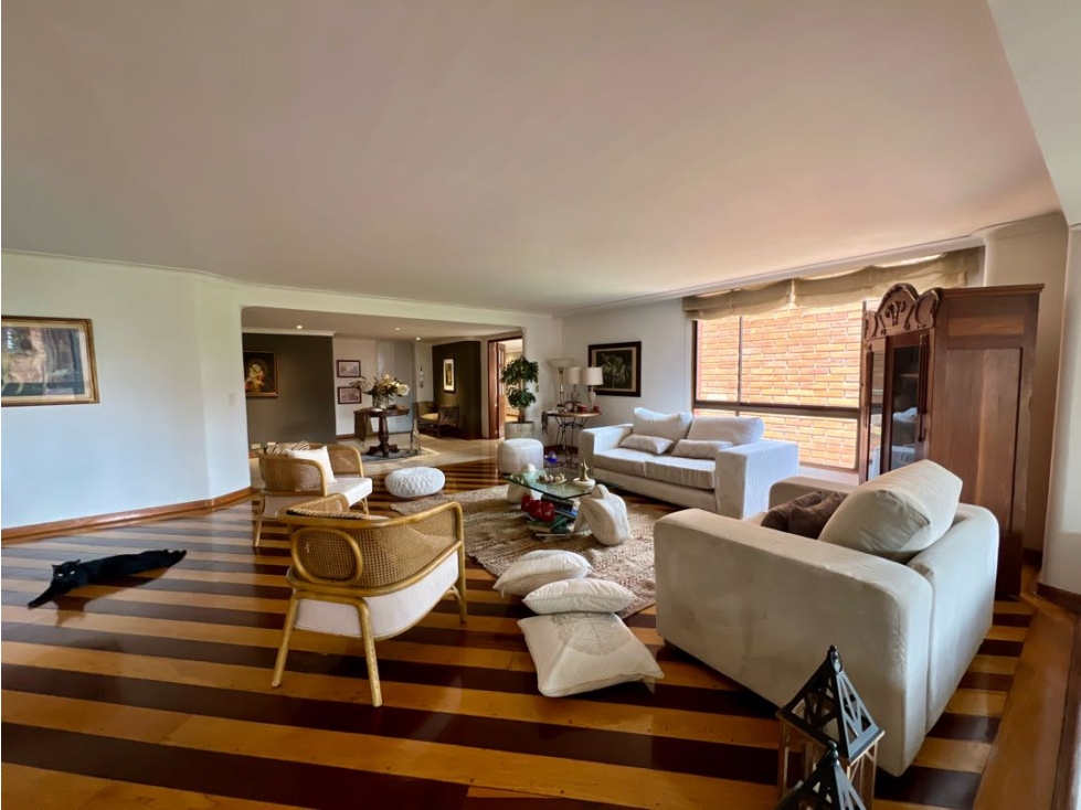 VENDO APARTAMENTO EN EL POBLADO LA VISITACION IDEAL PARA REMODELAR — foto 6