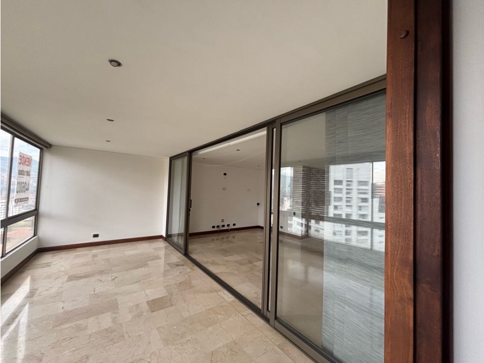 VENDO APARTAMENTO EN EL POBLADO LA TOMATERA CERCA MILLA DE ORO — foto 2