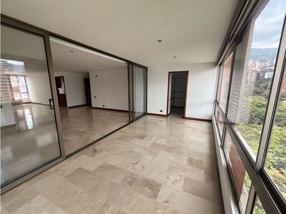VENDO APARTAMENTO EN EL POBLADO LA TOMATERA CERCA MILLA DE ORO — foto 5