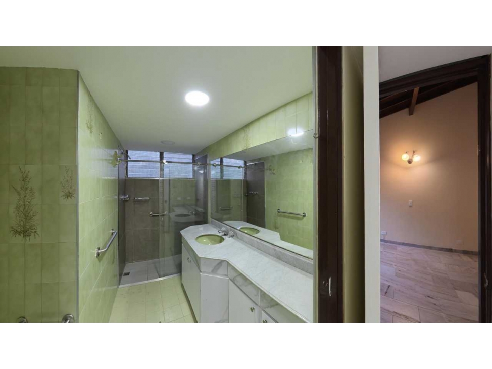 VENDO APARTAMENTO EN EL POBLADO-MEDELLIN SECTOR PATIO BONITO — foto 6