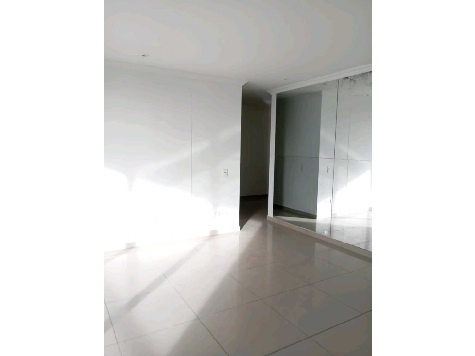 VENDO APARTAMENTO EN EL RECREO — foto 5