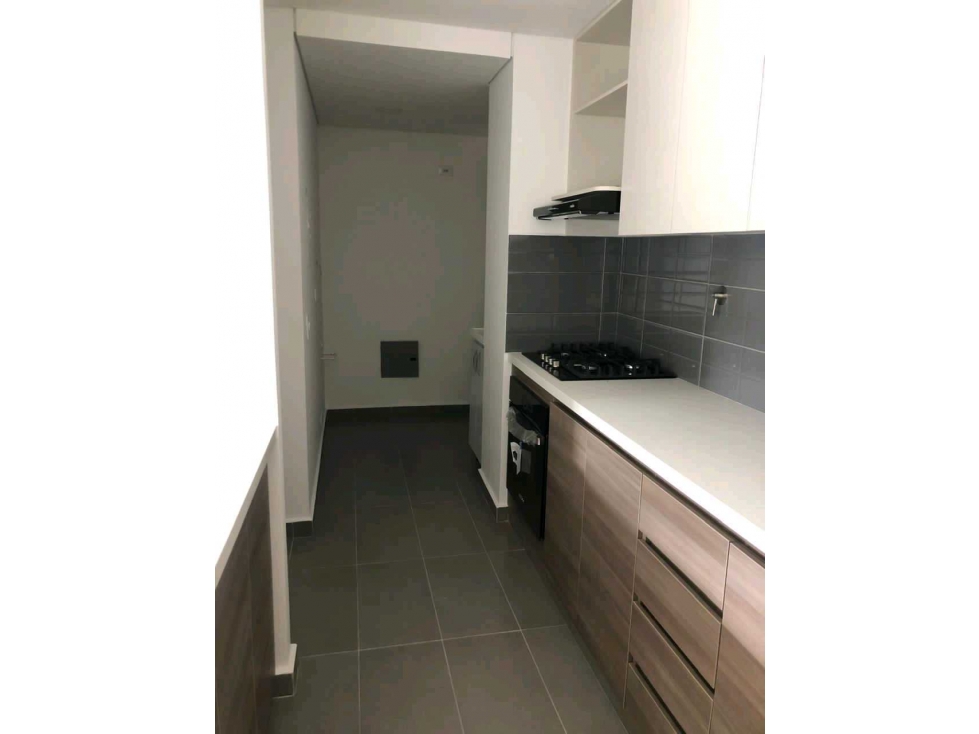 VENDO APARTAMENTO EN EL RETIRO CON TERRAZA — foto 3