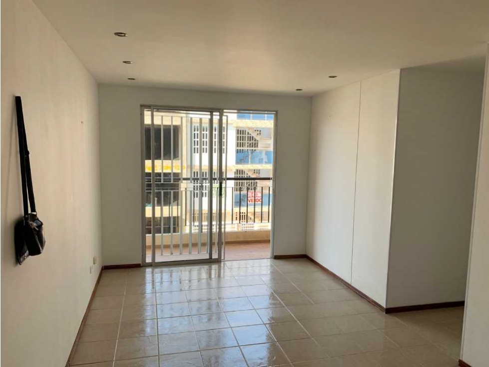 Vendo apartamento en el sur de cali barrio ciudad 2000 unidad cerrada